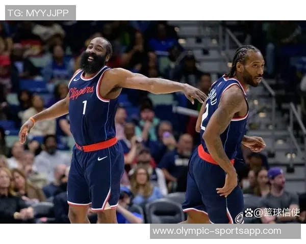 哈登半场表现中规中矩8投3中贡献12分3篮板3助攻正负值7 哈登半场表现中规中矩8投3中贡献12分3篮板3助攻正负值7